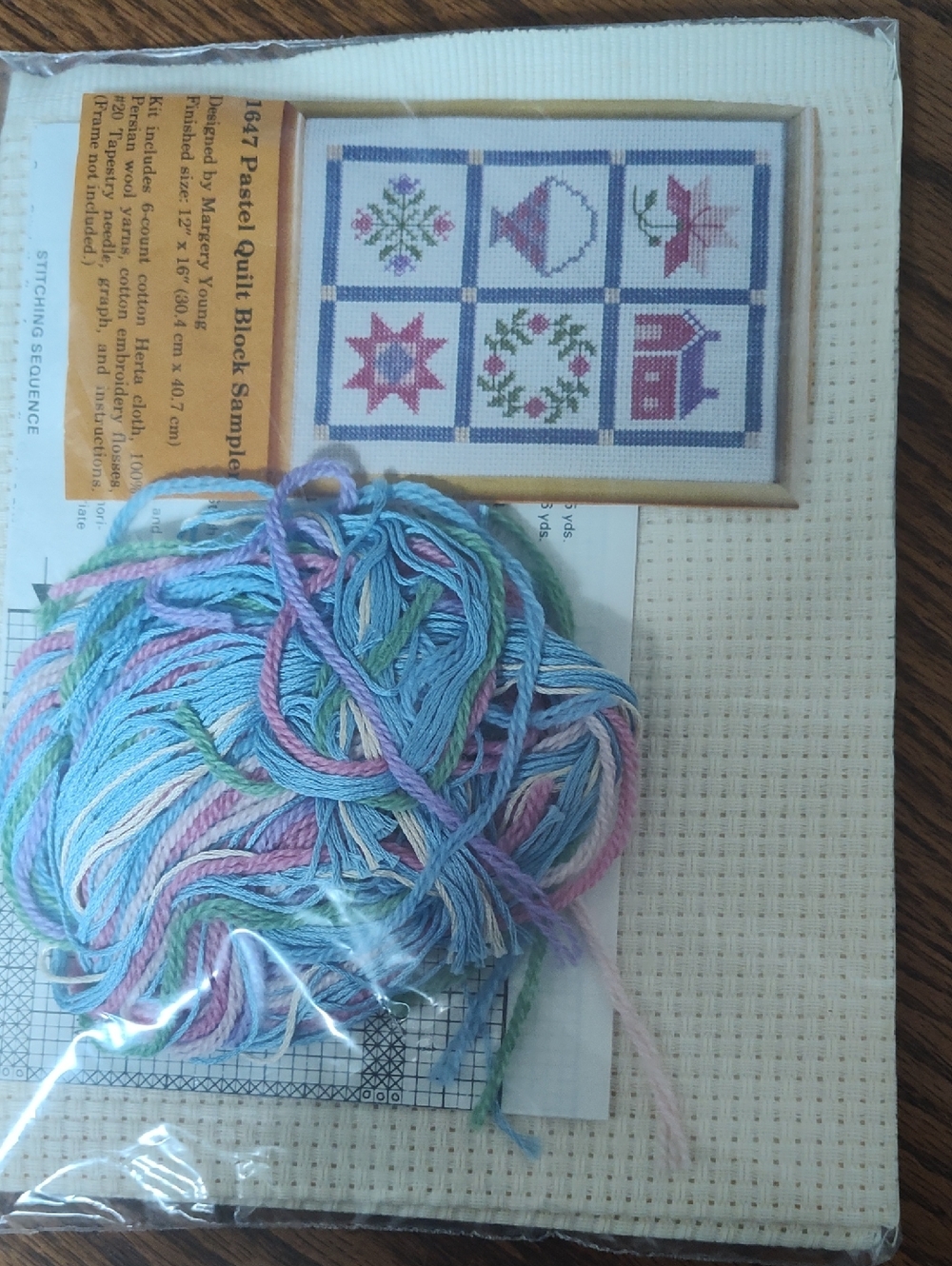 Vintage Creative Circle Cross Stitch Embroidery Kit Item 1647.